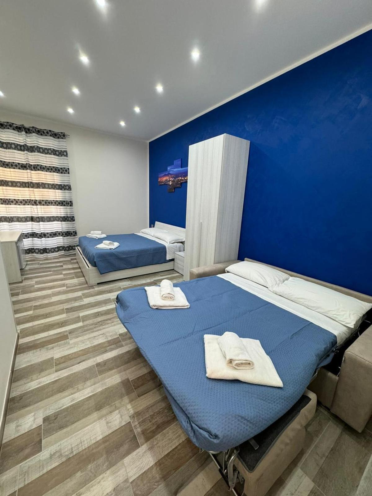 Punto House Ferrovia * Napoli